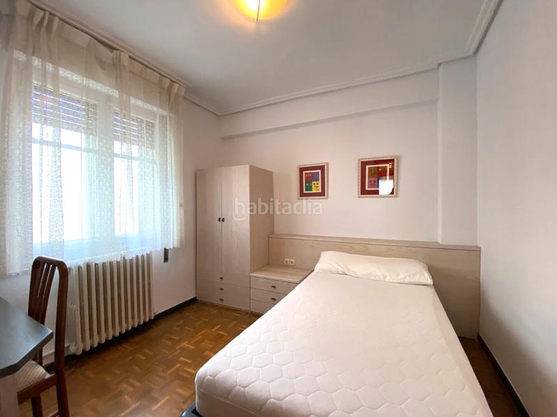 Foto ede242ab-6d09-431a-a62b-602d2a10f226. Piso en Coronación Vitoria - Gasteiz