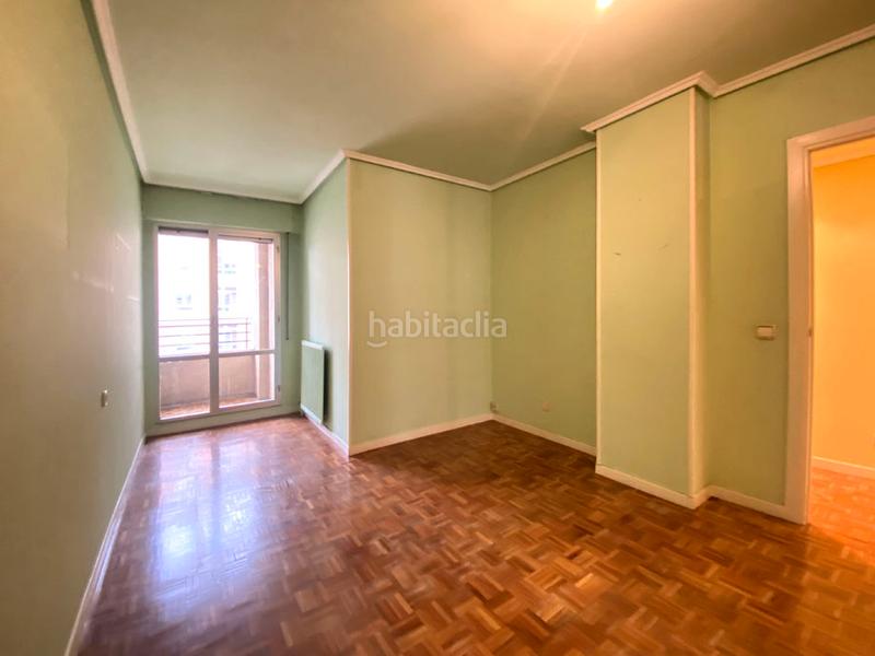 Foto b0149110-a13b-4b89-8469-b9c2828a18fc. Piso en San Martín Vitoria - Gasteiz