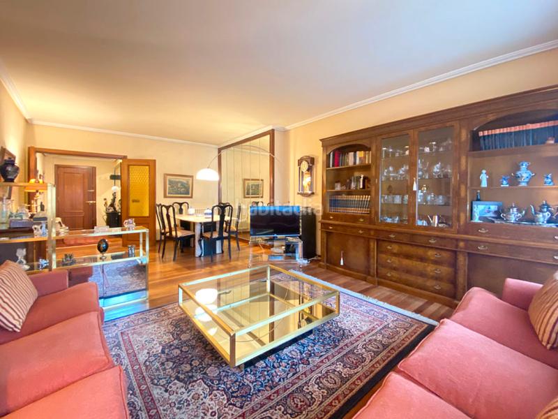 Foto fa460193-5f65-4f75-a61c-af35476d8c33. Appartamento con riscaldamento parcheggio in Ensanche Vitoria - Gasteiz