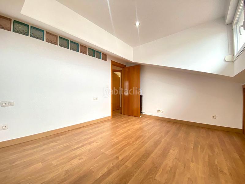Foto 9631b900-e080-4b8d-8e13-016f9ea8bea3. Appartement avec chauffage parking dans Lovaina Vitoria - Gasteiz