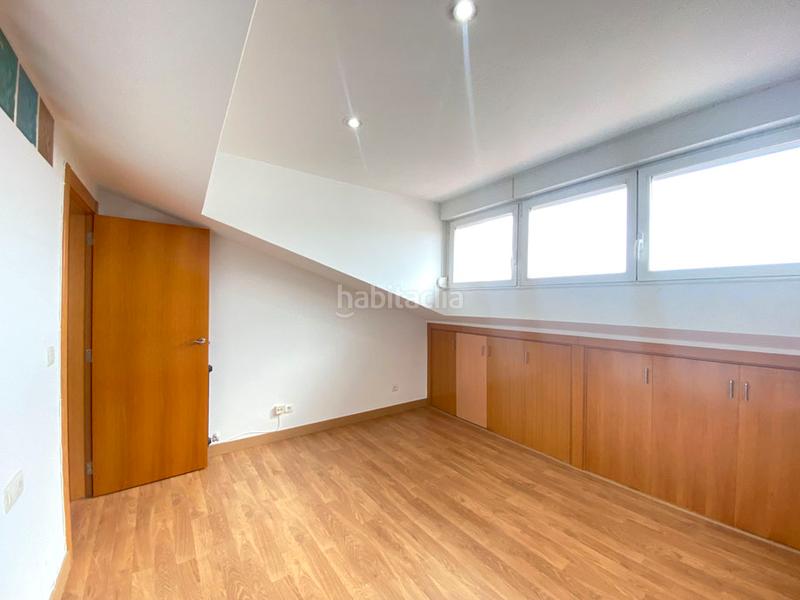 Foto 8846b6e7-8acd-4ee7-a2b9-e297f2b6a10e. Etagenwohnung mit heizung parking in Lovaina Vitoria - Gasteiz