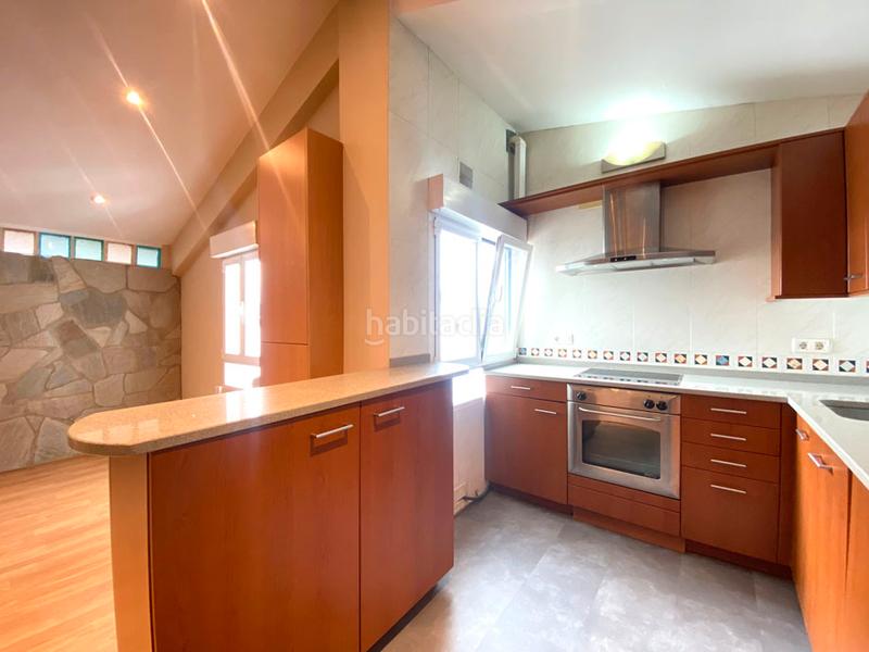 Foto f07415b6-9f2f-44da-bf7a-7adcfc24082e. Etagenwohnung mit heizung parking in Lovaina Vitoria - Gasteiz