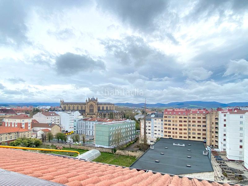 Foto e176f4e6-4da1-4e5c-b473-a99b8ba5995e. Pis amb calefacció aparcament a Lovaina Vitoria - Gasteiz