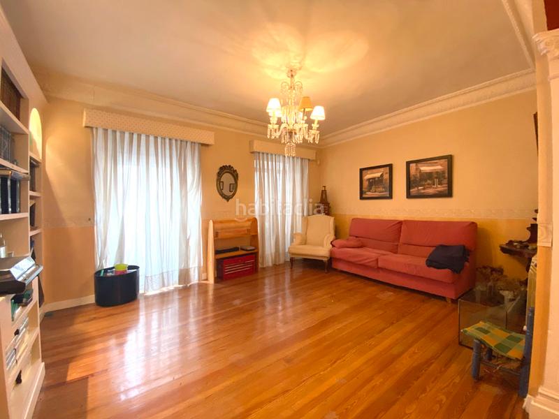 Foto bd1b9444-ceb3-42f8-9f96-6d0d20dca7a6. Appartement avec chauffage dans Ensanche Vitoria - Gasteiz