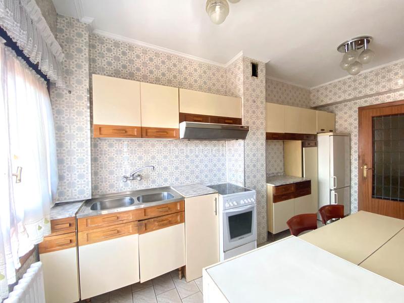 Foto edf09708-e5eb-466d-a742-d254e049d38c. Appartement avec chauffage parking dans Txagorritxu Vitoria - Gasteiz