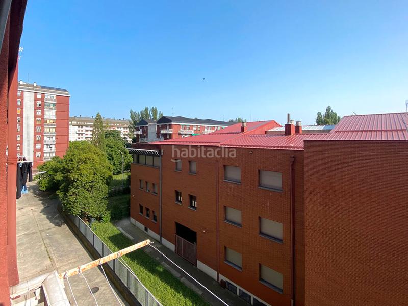 Foto 1d61f85e-e213-43b3-86b9-11698e32d58d. Pis amb calefacció aparcament a Txagorritxu Vitoria - Gasteiz