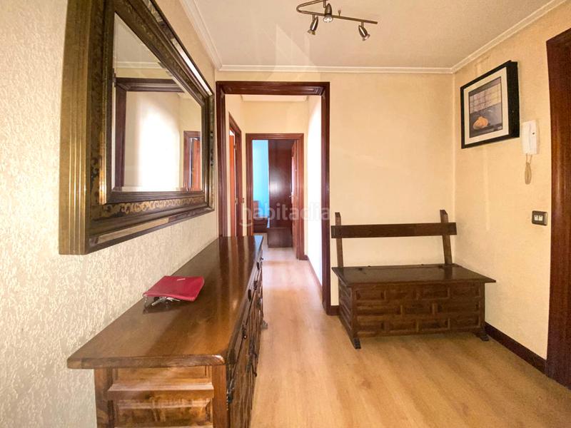 Foto 66354a23-59a8-497e-8ec1-0f34c846b0ab. Flat with heating parking in El Pilar Vitoria - Gasteiz