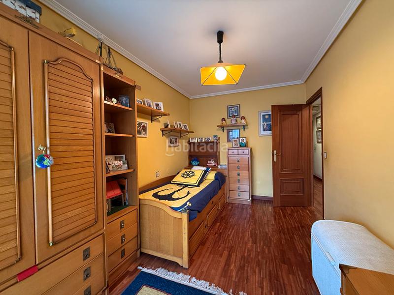 Foto 56261fdf-583d-4216-b549-c3aa649eb5e3. Flat with heating parking in San Martín Vitoria - Gasteiz