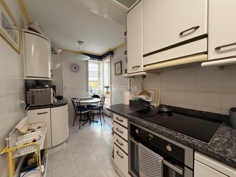Foto 658dbea7-0e04-4979-a599-2b13044b11a7. Flat with heating parking in San Martín Vitoria - Gasteiz