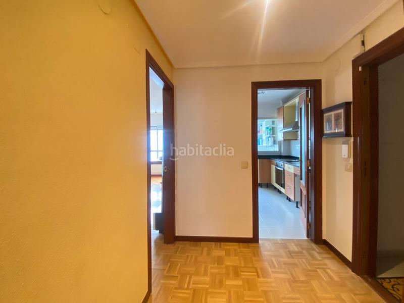 Foto 9d222659-2a7d-4b8b-a09b-2d299df766f8. Appartamento con riscaldamento parcheggio in Lakua-Bizkarra Vitoria - Gasteiz