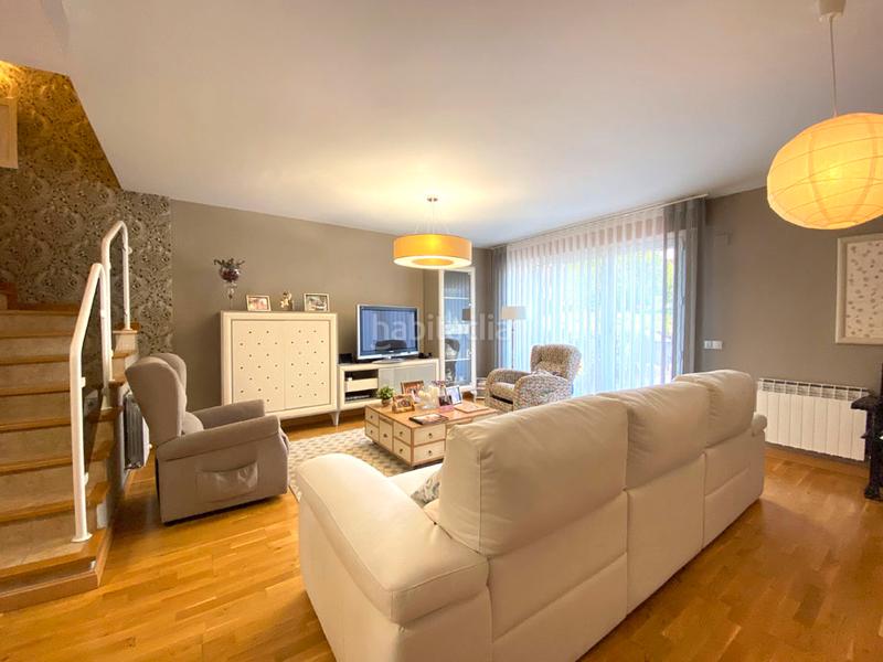 Foto d1972bb2-6ba5-46c3-9195-75ad9022bcd6. House with heating parking in Crucero - Aquende Miranda de Ebro