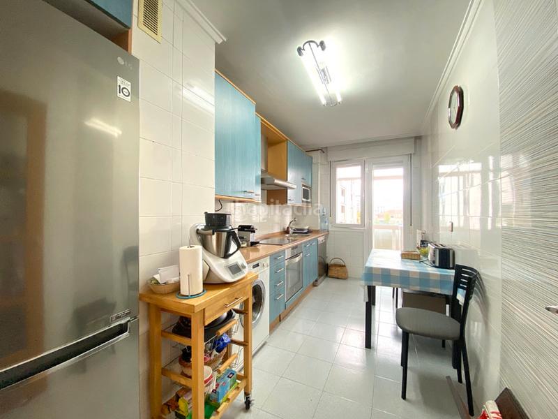 Foto c4c89fa3-e3ae-4525-b066-f67814b5ca8e. Appartamento con riscaldamento parcheggio in Sansomendi Vitoria - Gasteiz