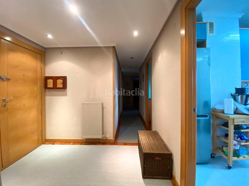 Foto ca8c3279-b3cf-4086-bc31-ed337e8f97f0. Appartamento con riscaldamento parcheggio in Sansomendi Vitoria - Gasteiz