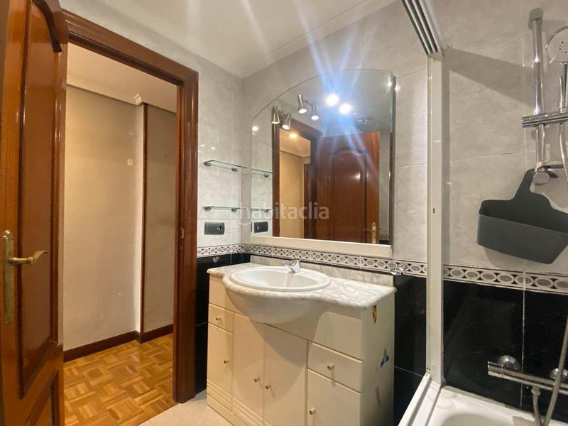 Foto 12a911df-38c1-4cfc-bf05-aa416d18a49e. Etagenwohnung mit heizung in El Anglo Vitoria - Gasteiz