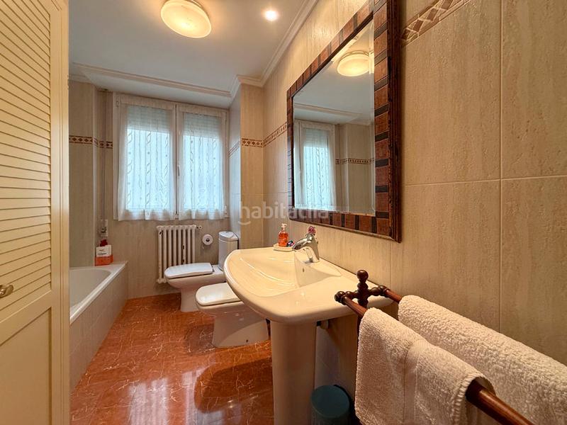 Foto bdb9fb31-d936-4601-8c54-7f8a6a34b80d. Appartamento con riscaldamento parcheggio in Lovaina Vitoria - Gasteiz