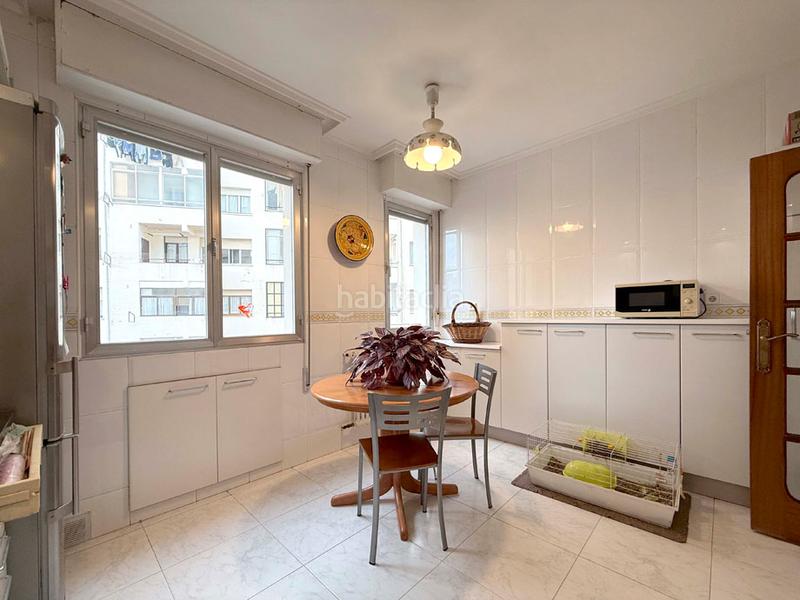 Foto ec691c8a-7d6b-44fa-8f38-107a3eb49354. Appartement avec chauffage parking dans Lovaina Vitoria - Gasteiz