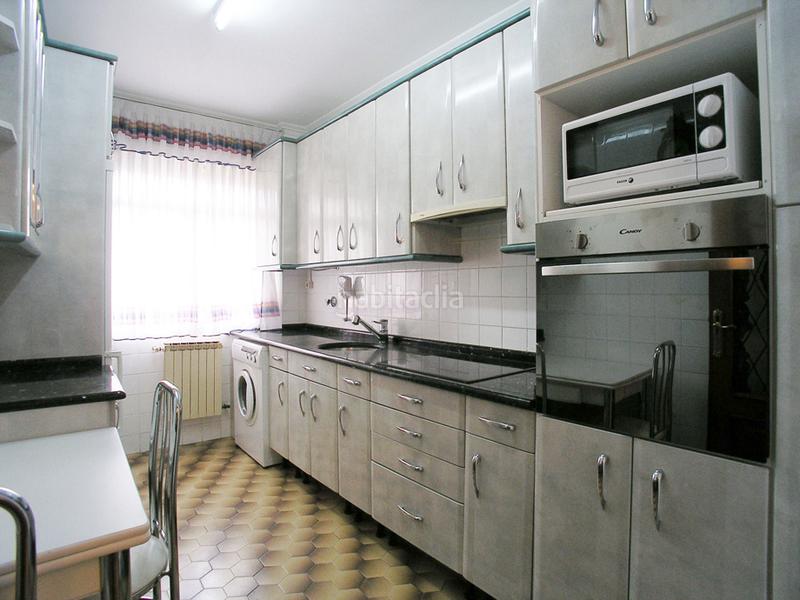 Foto b435ecf6-f969-4c67-90a6-b8671079de5d. Pis amb calefacció a El Pilar Vitoria - Gasteiz