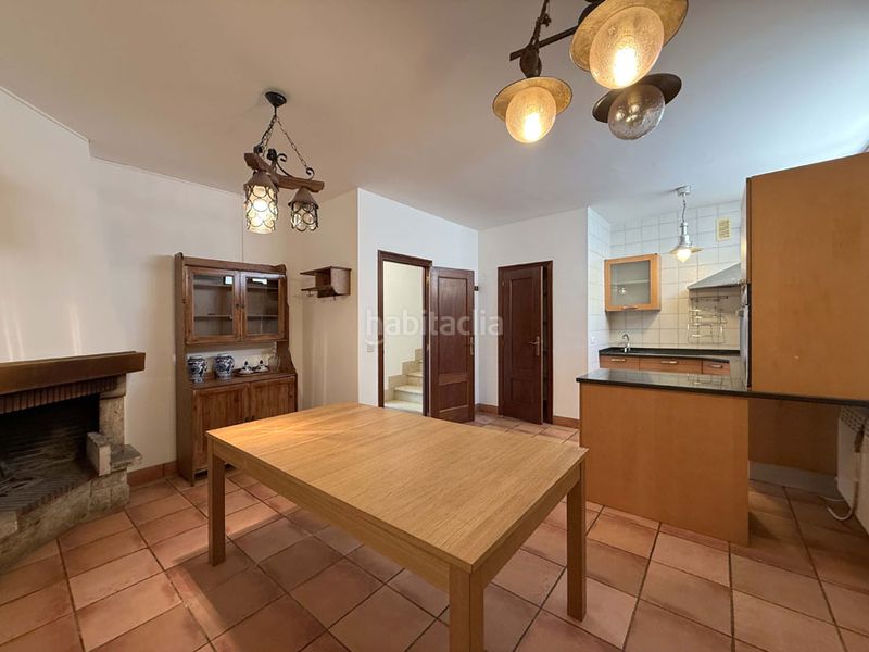 Foto 5d65aac8-f237-4559-9856-d229dc918760. Casa amb calefacció aparcament a Legutiano