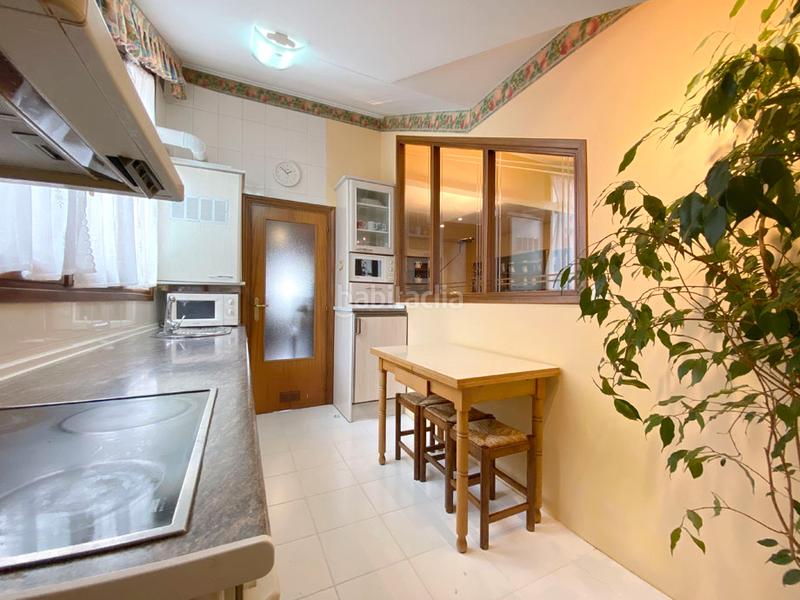 Foto d47e905a-ab49-48f1-85a2-3c08648f503c. Appartamento con riscaldamento in Ensanche Vitoria - Gasteiz