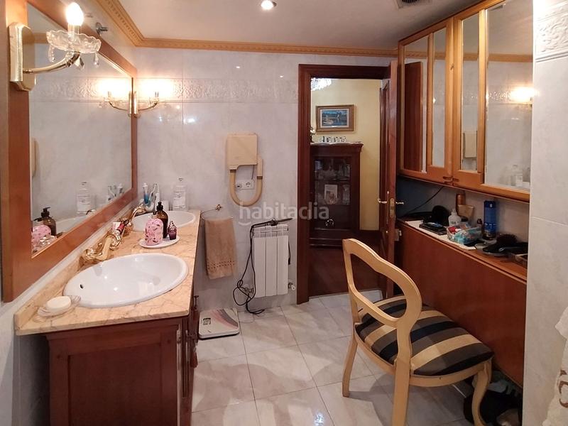 Foto 1b39daf1-7d45-473c-8f9e-a12ea433bb0e. Appartement avec chauffage dans Lovaina Vitoria - Gasteiz