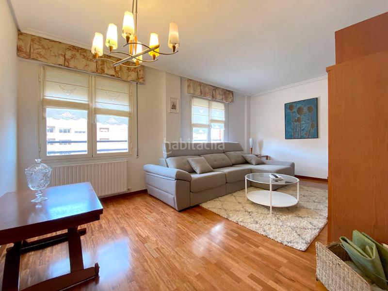 Foto 4cb8fe3f-9c61-425d-84e2-24523166fb81. Appartamento con riscaldamento parcheggio in Sansomendi Vitoria - Gasteiz