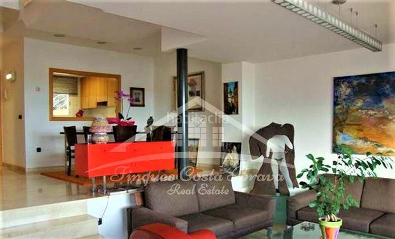 Foto 2ba05d25-bbf7-42a5-a3fa-927d2d6ff30c. Chalet con riscaldamento parcheggio piscina in S´Agaró