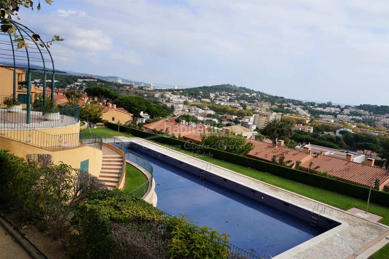 Foto 4834cfa4-d5a9-4bbd-ac11-9ec4c6bee0c3. Chalet con riscaldamento parcheggio piscina in S´Agaró