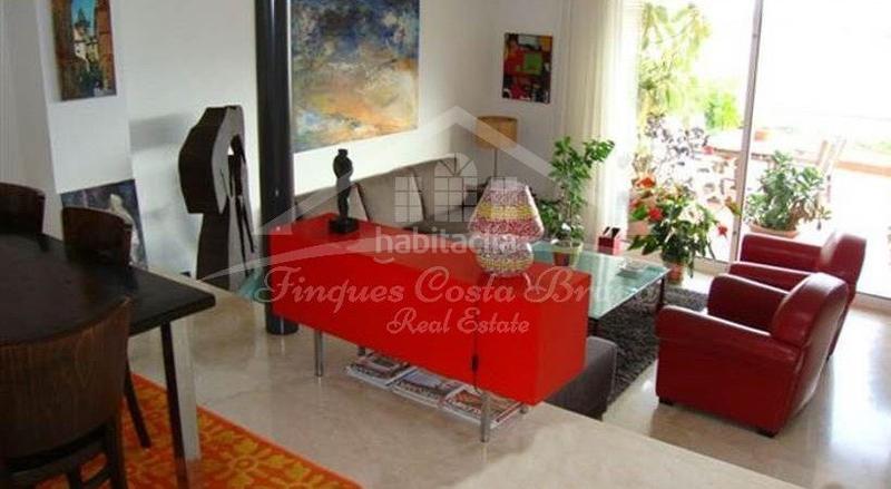 Foto 5bcf21c3-2783-4e93-9af8-8e2fbcc72787. Chalet con riscaldamento parcheggio piscina in S´Agaró