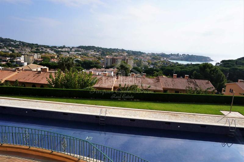 Foto 72b6cb33-1244-4b55-acea-41c9d03815e7. Chalet con riscaldamento parcheggio piscina in S´Agaró