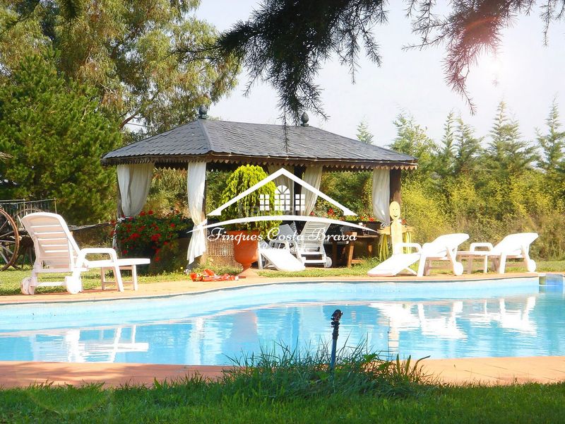 Foto 5336952d-aa0d-418a-874a-811f862ccccb. Mas avec parking piscine dans Calella de Palafrugell