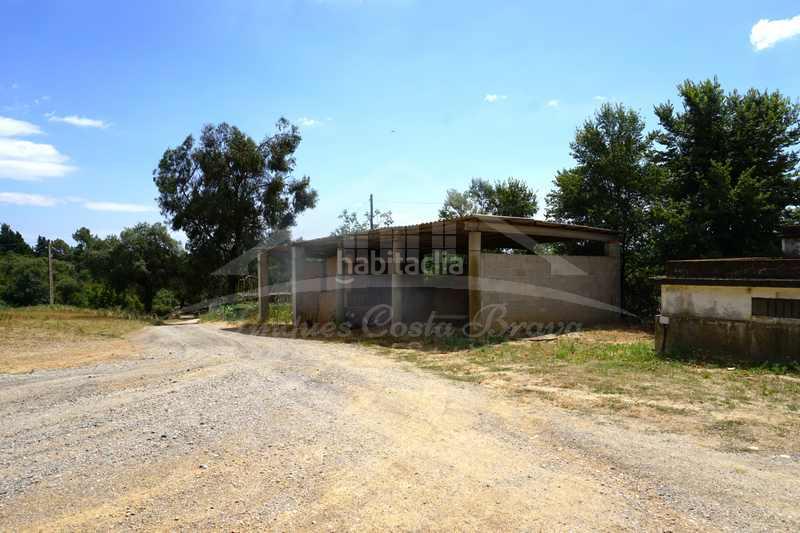 Foto a6c1005a-b453-4e4b-aad1-51ba9f5f7cb3. Bauernhof mit heizung parking in Brunyola i Sant Martí Sapresa
