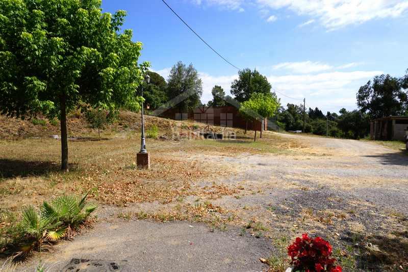 Foto eaf0ad05-2b4a-4596-8ee0-34e90b212d48. Bauernhof mit heizung parking in Brunyola i Sant Martí Sapresa