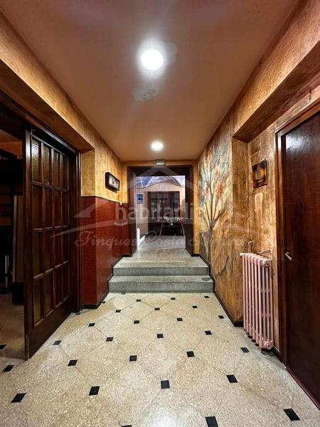 Foto 4d1534a9-8cbf-442d-b77a-80f06bb38829. Edificio en Darnius