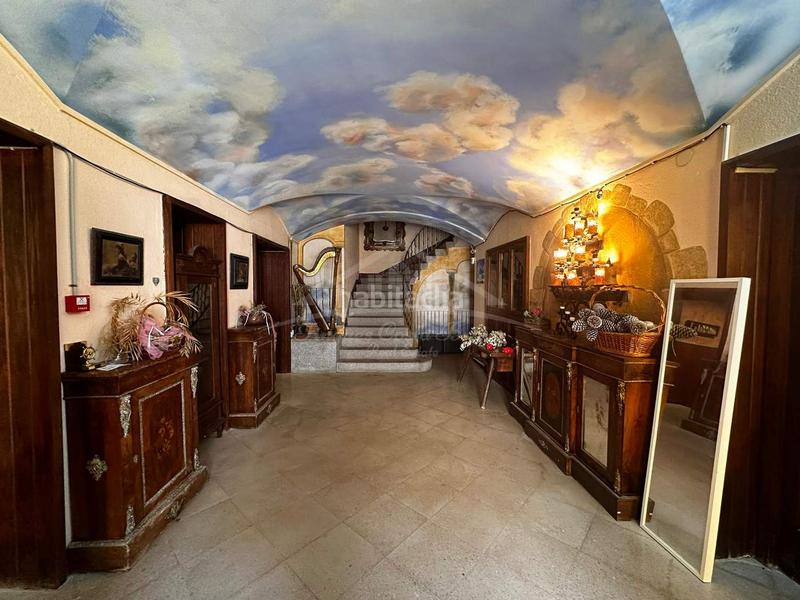 Foto 61e0428d-f537-4fe1-9354-d2b42711bd35. Edificio en Darnius