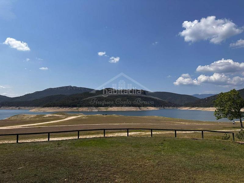 Foto 7933a5e3-9bdc-4285-b1cd-54e32a958b4e. Edificio en Darnius