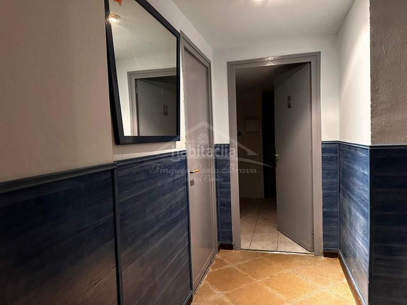 Foto f5a0d526-220a-46e6-aa31-c1919dffb6ae. Edificio en Darnius