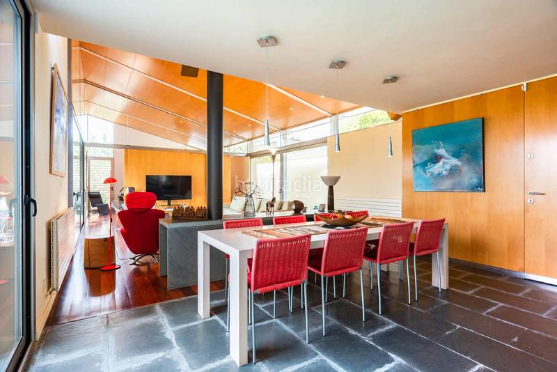 Foto ff4d3388-a87f-4a14-806b-feb45fce0df6. Chalet en Vilopriu