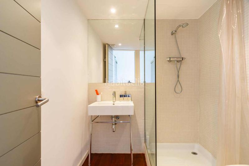 Foto 196b1447-41fb-46ab-bea7-9b16c4e307a2. Xalet amb calefacció aparcament piscina a Vilopriu