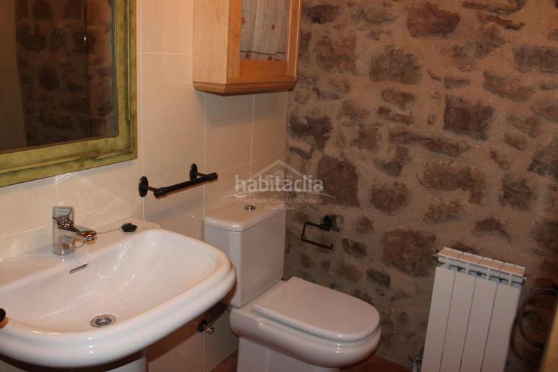 Foto 793f95ec-02be-4574-b886-ca0e1237df4a. Casa con riscaldamento in Laspaúles