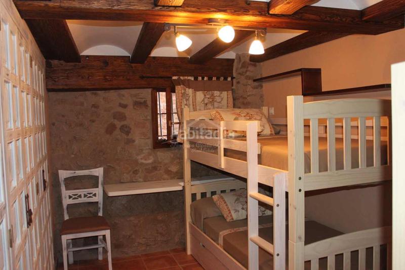 Foto b4cd6dac-cff6-4538-b6ea-8f12aebeedad. Maison avec chauffage dans Laspaúles