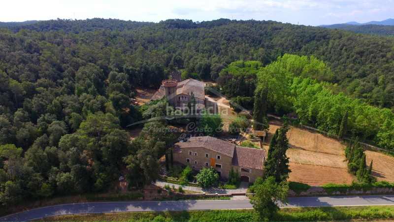 Foto 8e9ad883-767a-4d36-ac0f-794334bb7c49. Mas avec chauffage parking piscine dans Flaçà