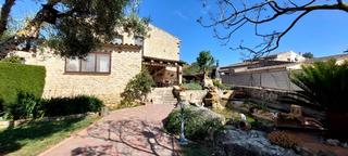 Masia a Residencial Begur-Esclanyà
