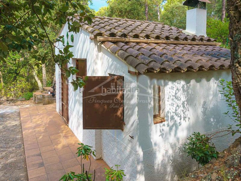 Foto 6763fb22-336a-4068-b87a-bfc3dac68d4e. Country house with parking in Llofriu