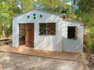 Country house in Llofriu