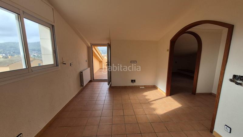 Foto 078813a3-b345-4b72-9036-d42d59f82fa9. Xalet amb calefacció aparcament a Mont-ras