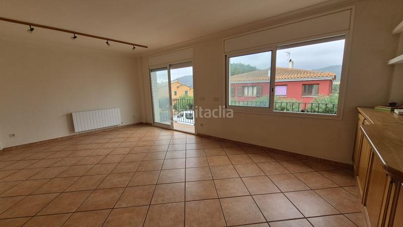 Foto 68adfdc9-dd04-4395-91ec-b25a9b0b48c3. Xalet amb calefacció aparcament a Mont-ras