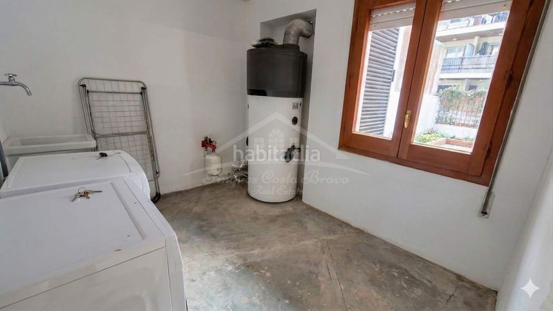 Foto 876cf8e4-2576-4830-9d58-f619b74c410a. Casa amb calefacció aparcament a Tamariu