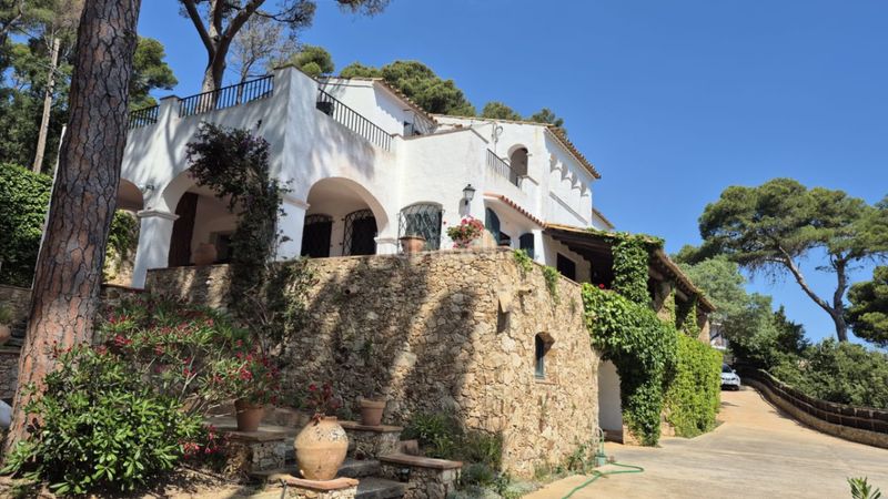 Foto f3e9cad7-0974-401a-b026-8b8a05ea0c7d. Chalet en Tamariu