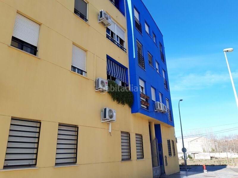 Foto 8da0b47a-9913-4ff2-b4f2-6c186330f5e3. Parking coche en Este Mérida