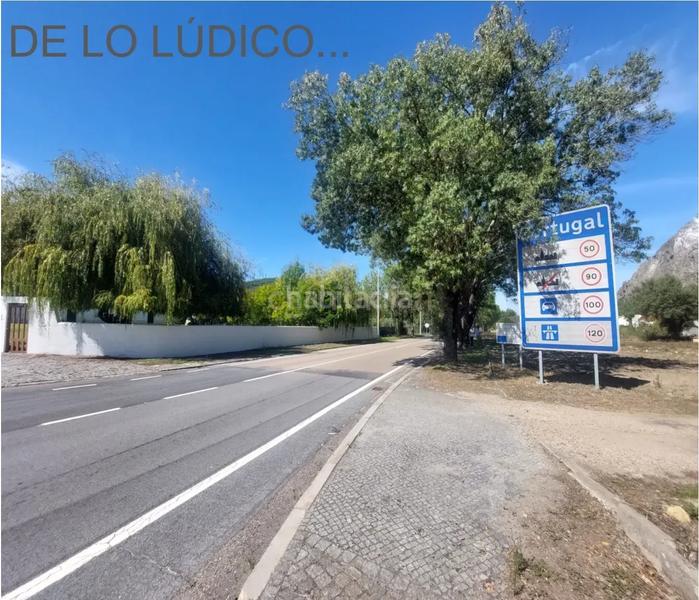 Foto 0e3ef282-9a12-47ca-b608-b1c212d458f0. Edifici a Valencia de Alcántara